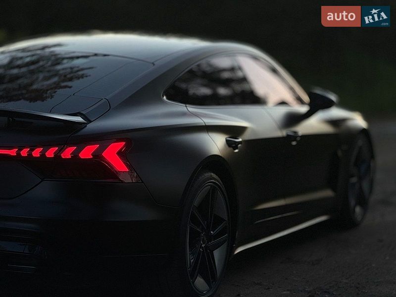Фото Audi RS e-tron GT з оголошення AUTO.RIA