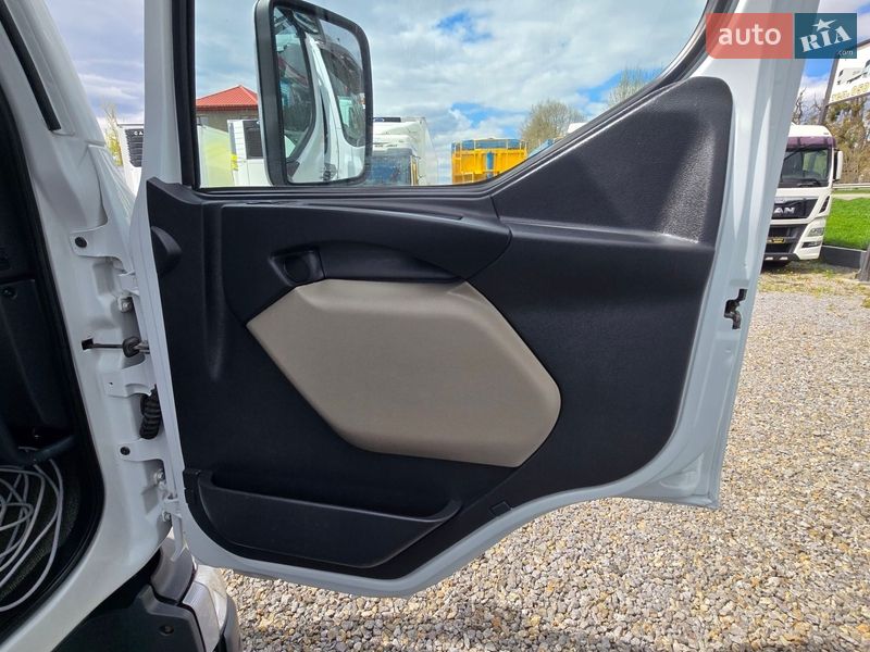 Фото Renault Premium з оголошення AUTO.RIA