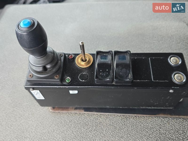 Фото Renault Premium з оголошення AUTO.RIA