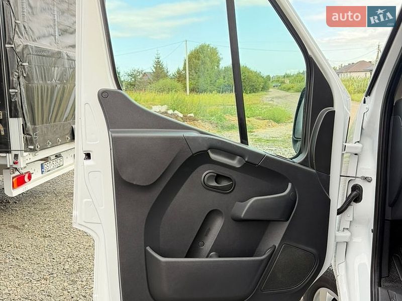Фото Renault Master з оголошення AUTO.RIA