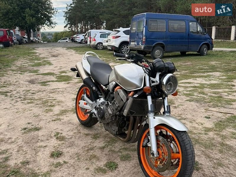 Фото Honda CB 900F Hornet з оголошення AUTO.RIA