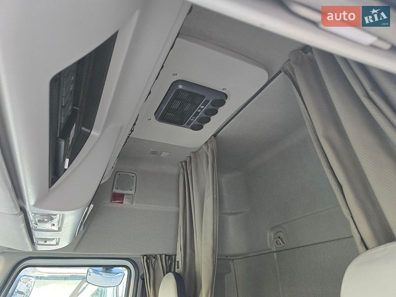 Фото Renault Premium з оголошення AUTO.RIA