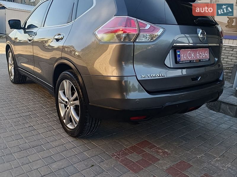 Фото Nissan X-Trail з оголошення AUTO.RIA