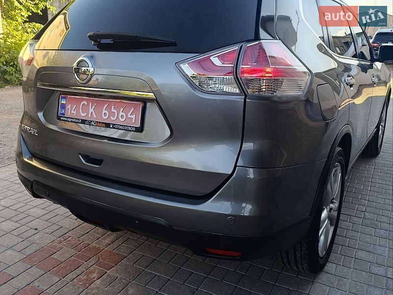 Фото Nissan X-Trail з оголошення AUTO.RIA