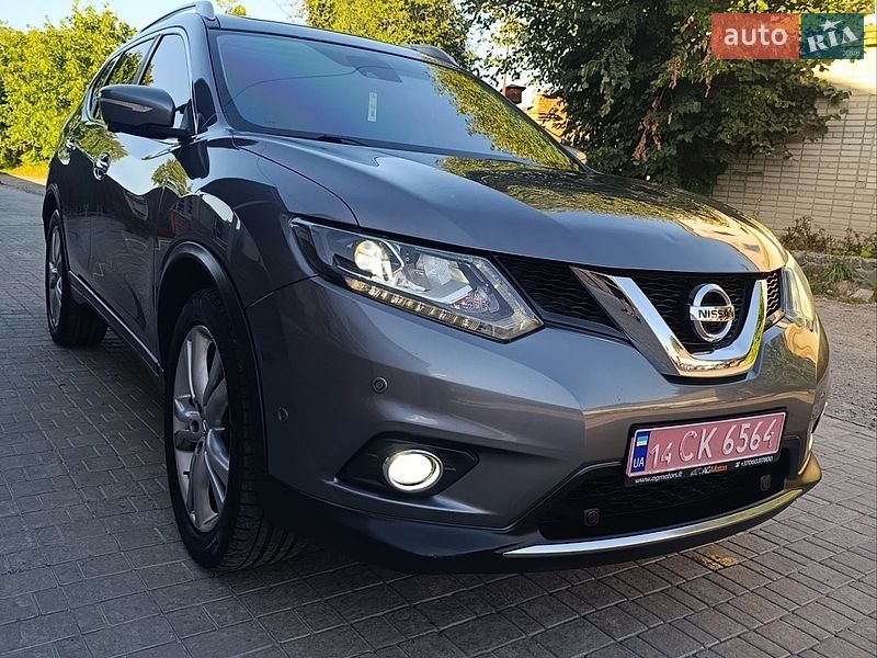 Фото Nissan X-Trail з оголошення AUTO.RIA