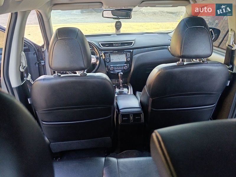 Фото Nissan X-Trail з оголошення AUTO.RIA
