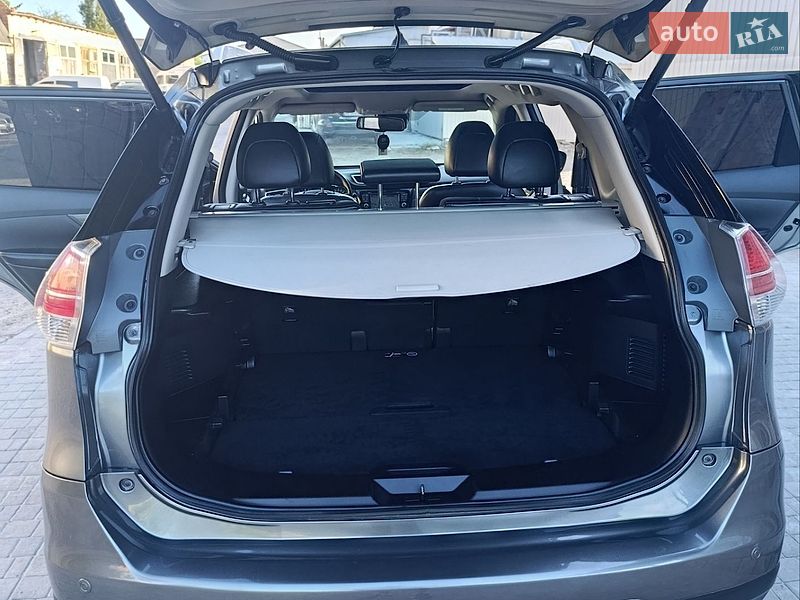 Фото Nissan X-Trail з оголошення AUTO.RIA