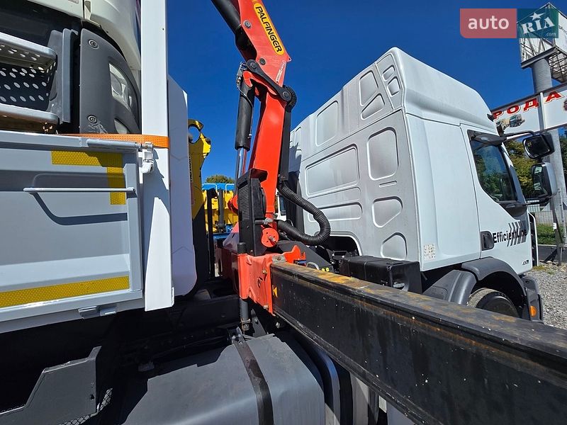 Фото Renault Premium з оголошення AUTO.RIA