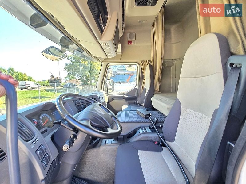 Фото Renault Premium з оголошення AUTO.RIA