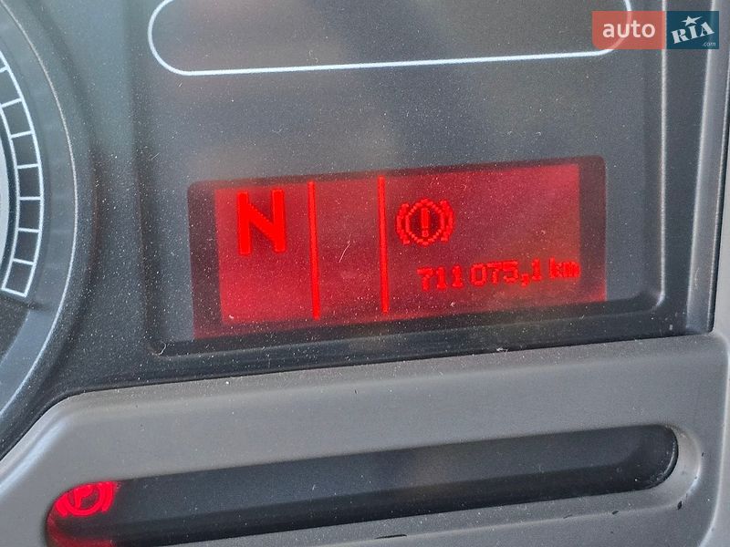 Фото Renault Premium з оголошення AUTO.RIA