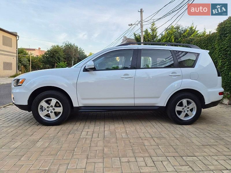 Фото Mitsubishi Outlander XL з оголошення AUTO.RIA