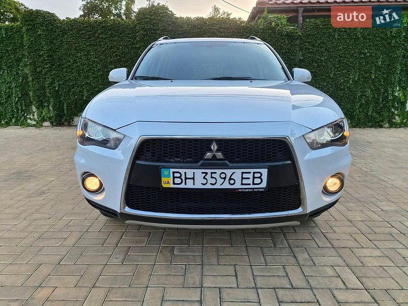 Фото Mitsubishi Outlander XL з оголошення AUTO.RIA