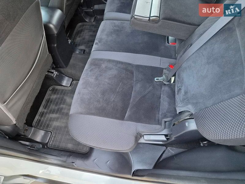 Фото Mitsubishi Outlander XL з оголошення AUTO.RIA