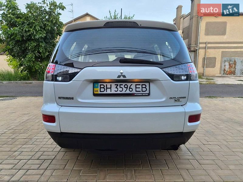Фото Mitsubishi Outlander XL з оголошення AUTO.RIA