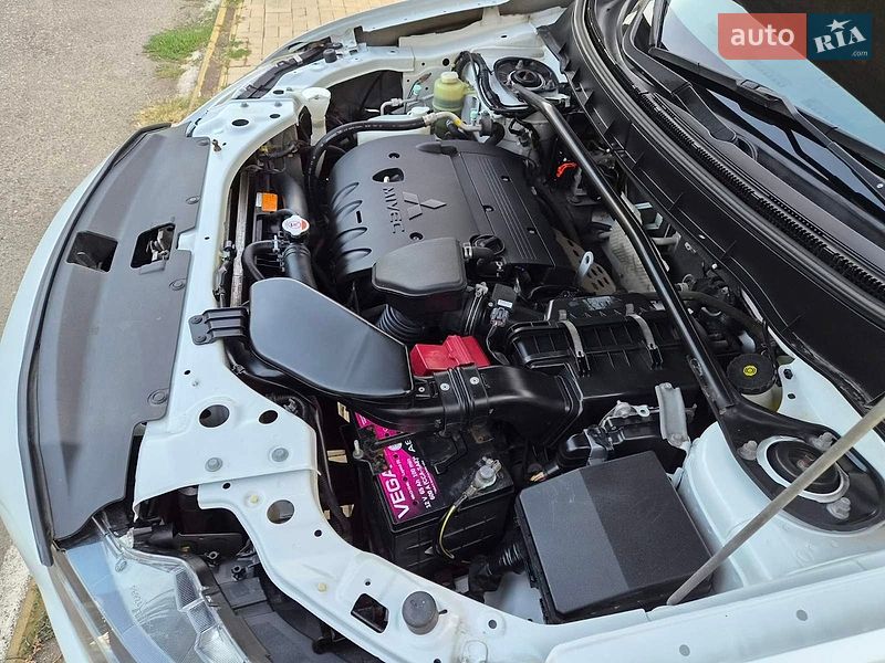 Фото Mitsubishi Outlander XL з оголошення AUTO.RIA