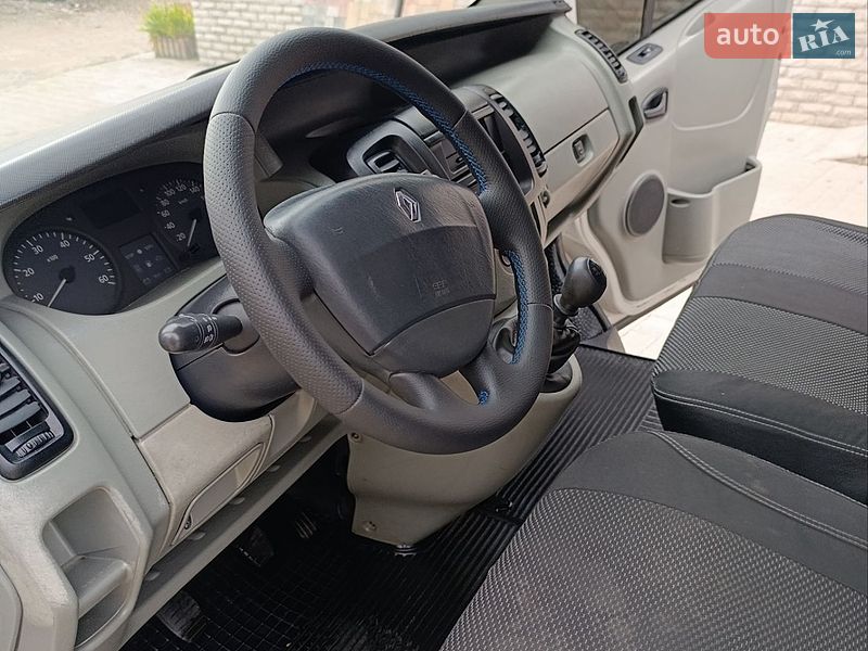 Фото Renault Trafic з оголошення AUTO.RIA
