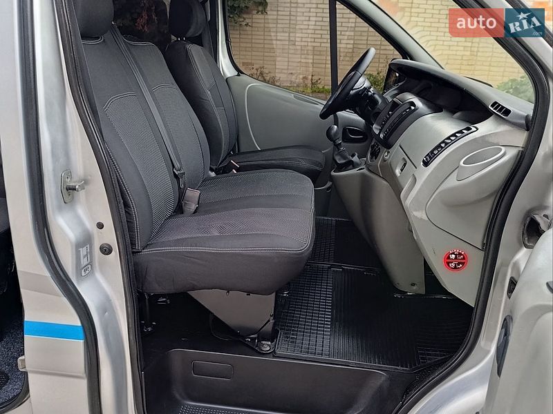 Фото Renault Trafic з оголошення AUTO.RIA