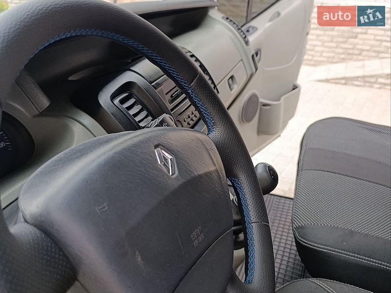 Фото Renault Trafic з оголошення AUTO.RIA
