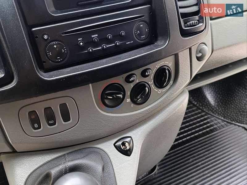 Фото Renault Trafic з оголошення AUTO.RIA