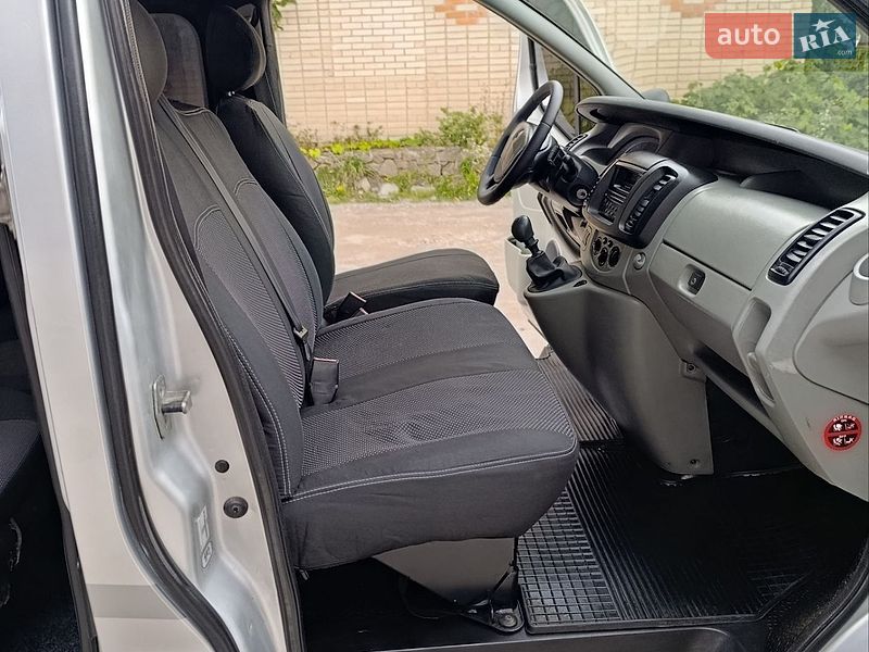 Фото Renault Trafic з оголошення AUTO.RIA
