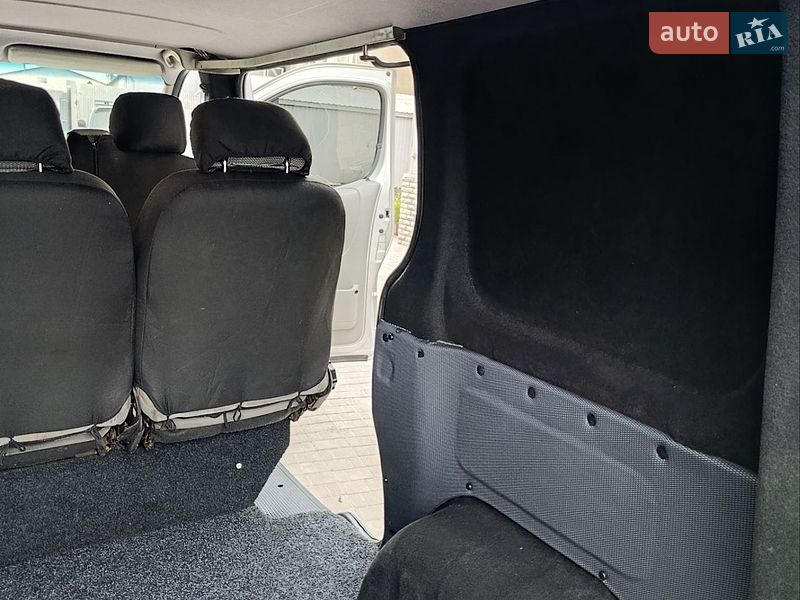 Фото Renault Trafic з оголошення AUTO.RIA