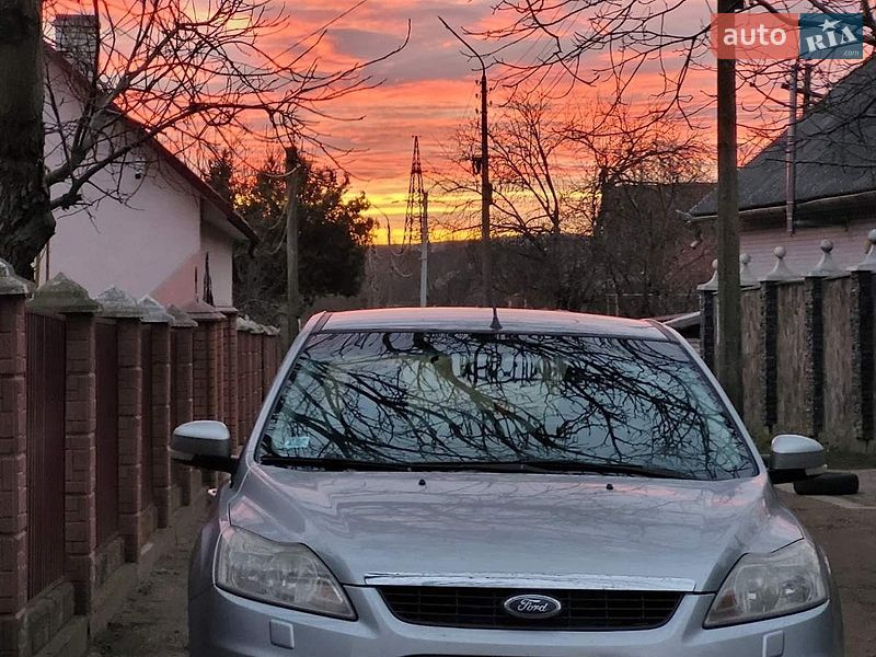 Фото Ford Focus з оголошення AUTO.RIA