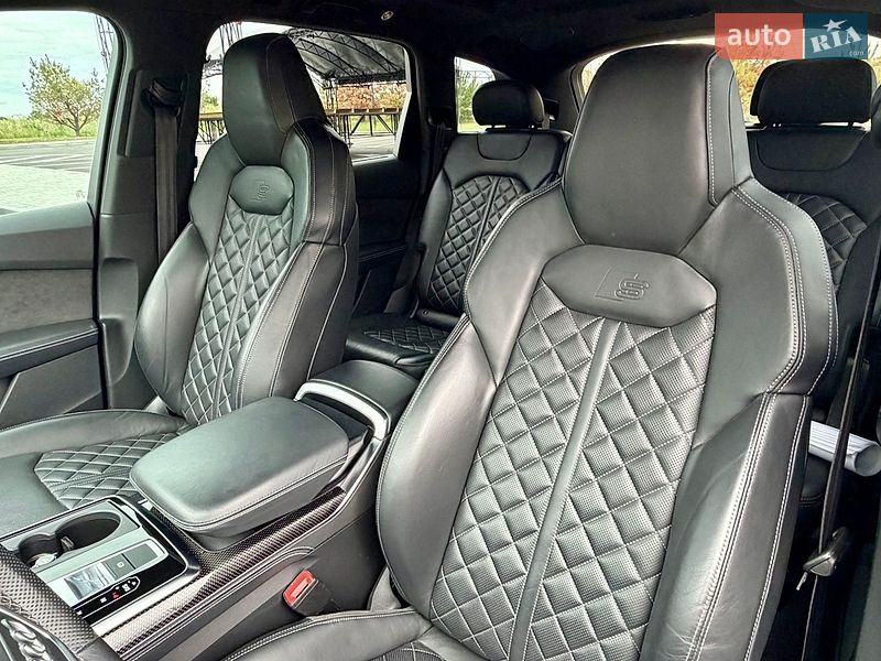 Фото Audi SQ7 з оголошення AUTO.RIA