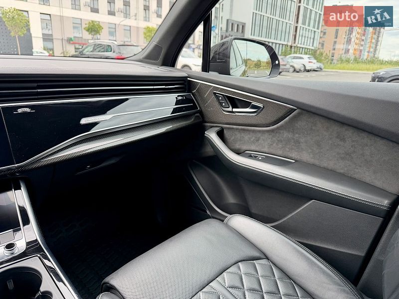 Фото Audi SQ7 з оголошення AUTO.RIA