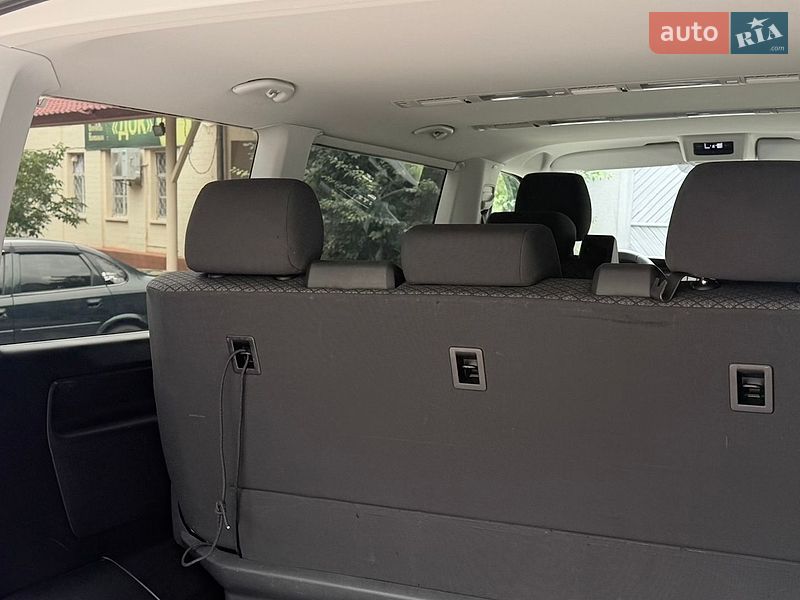 Фото Volkswagen Multivan з оголошення AUTO.RIA