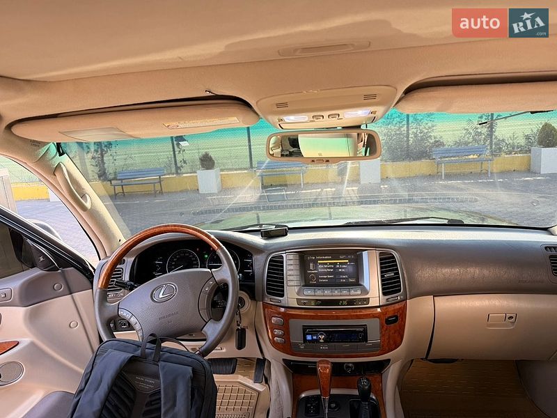 Фото Lexus LX з оголошення AUTO.RIA