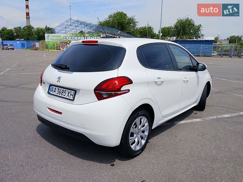 Фото Peugeot 208 з оголошення AUTO.RIA