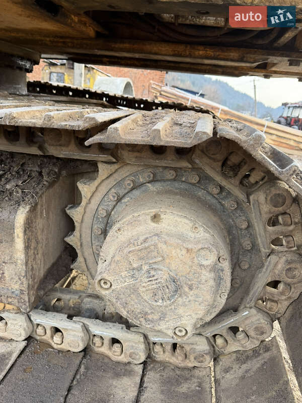 Фото JCB 220 з оголошення AUTO.RIA