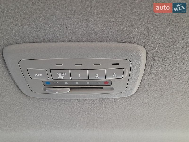Фото Mitsubishi Grandis з оголошення AUTO.RIA