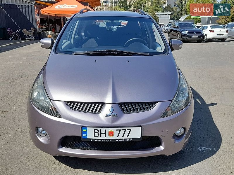 Фото Mitsubishi Grandis з оголошення AUTO.RIA