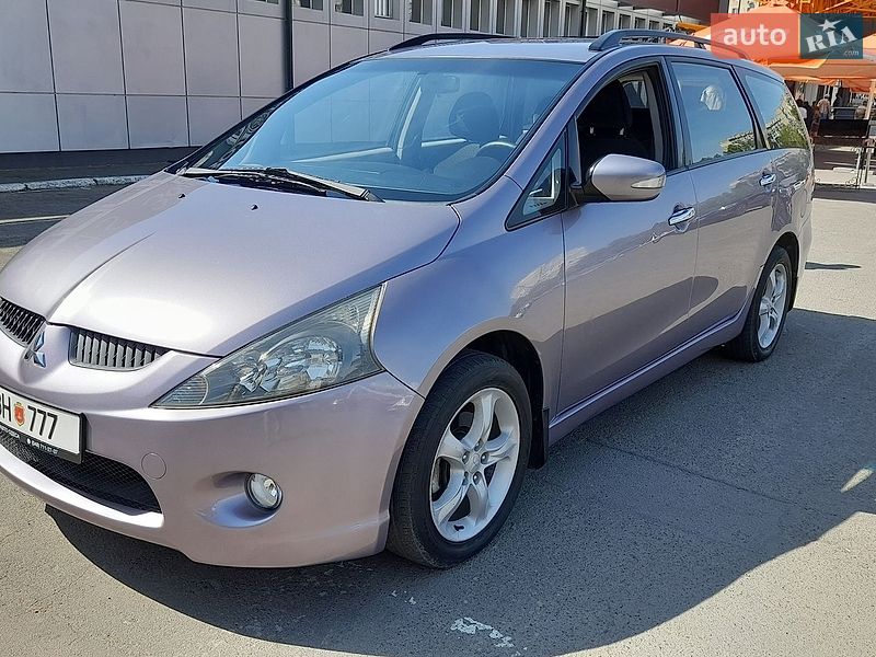 Фото Mitsubishi Grandis з оголошення AUTO.RIA