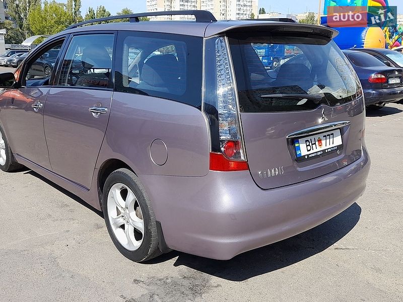 Фото Mitsubishi Grandis з оголошення AUTO.RIA