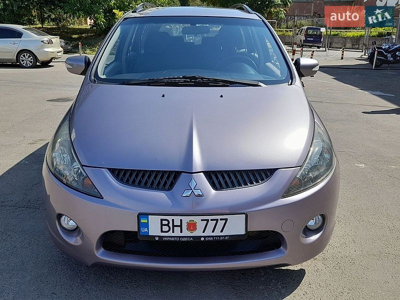 Фото Mitsubishi Grandis з оголошення AUTO.RIA