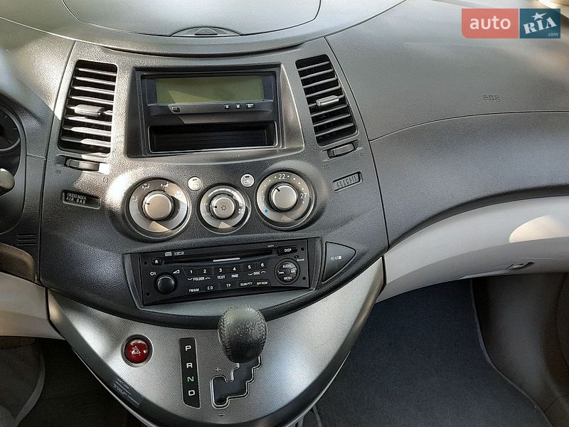 Фото Mitsubishi Grandis з оголошення AUTO.RIA