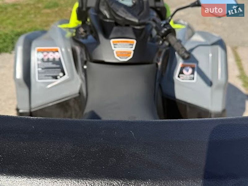 Фото BRP Outlander з оголошення AUTO.RIA