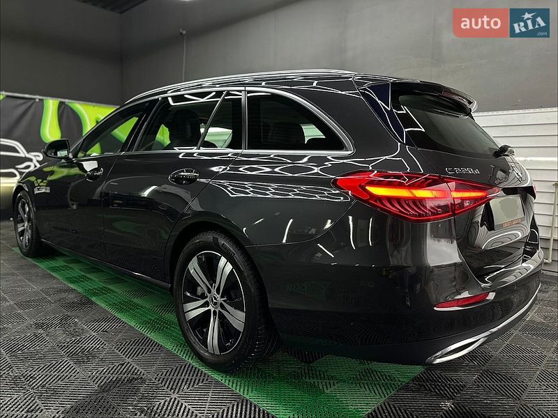 Фото Mercedes-Benz C-Class з оголошення AUTO.RIA
