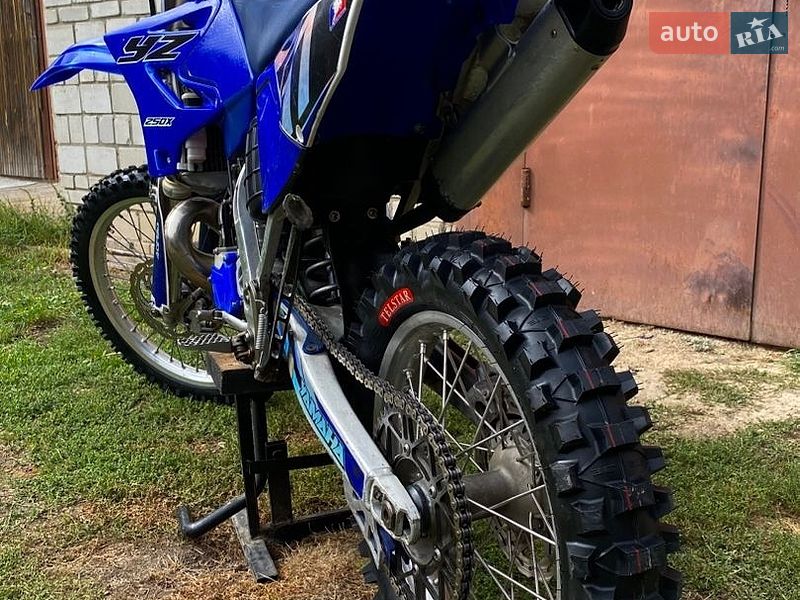 Фото Yamaha YZ 250 з оголошення AUTO.RIA