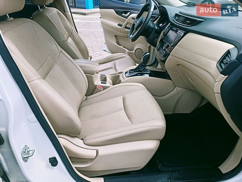 Фото Nissan Rogue з оголошення AUTO.RIA