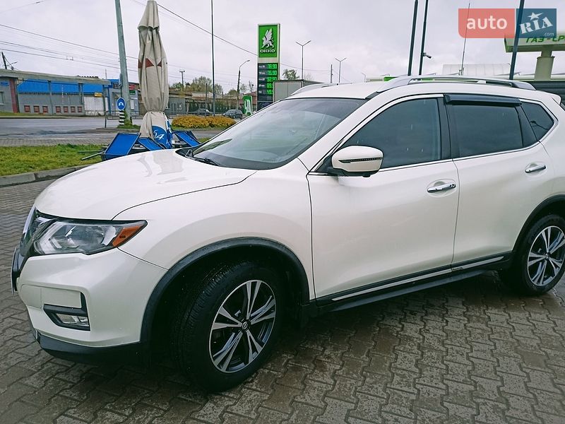 Фото Nissan Rogue з оголошення AUTO.RIA