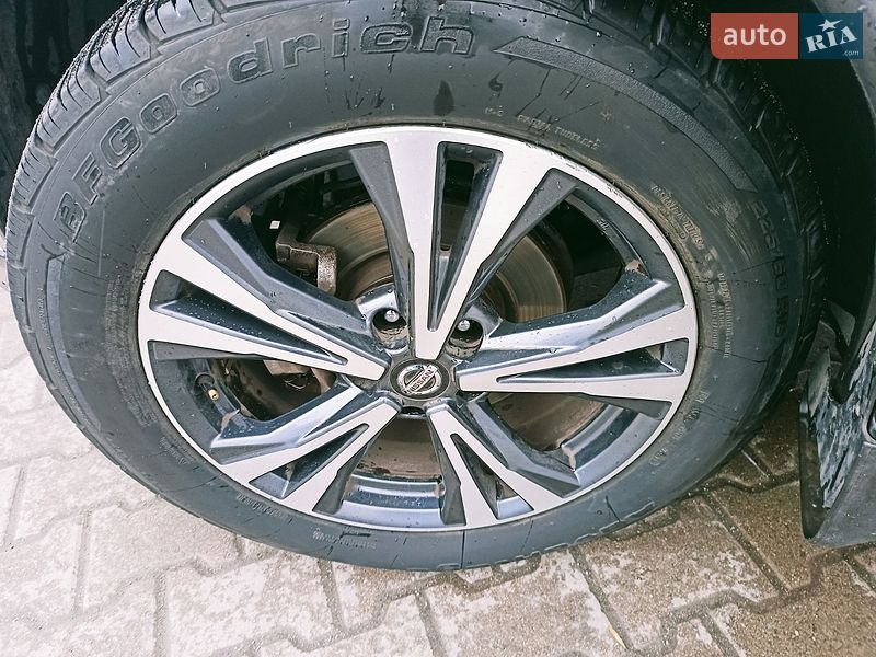 Фото Nissan Rogue з оголошення AUTO.RIA