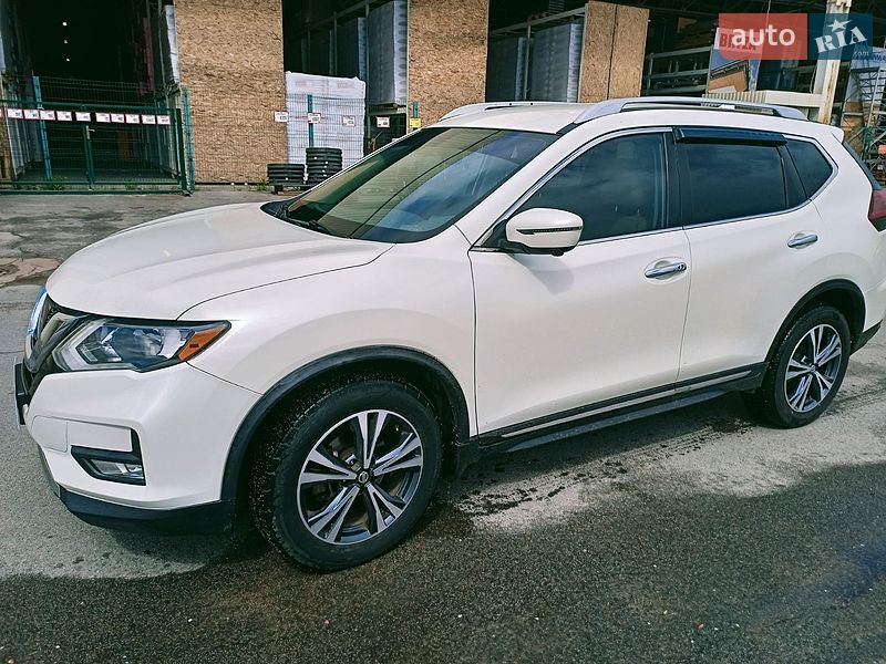 Фото Nissan Rogue з оголошення AUTO.RIA
