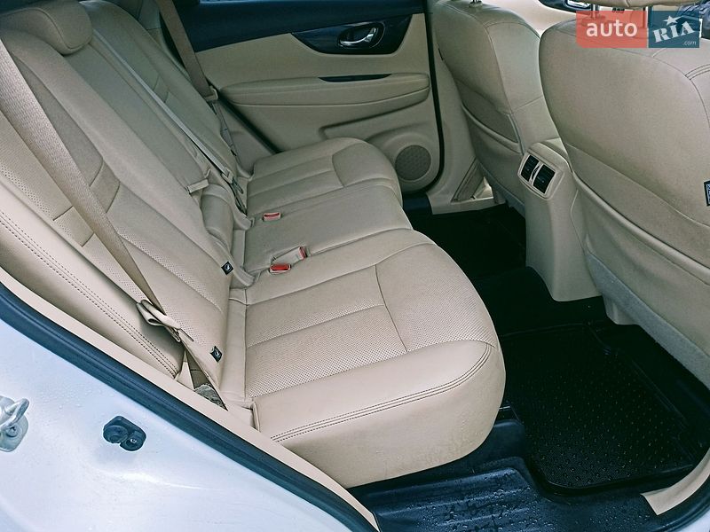 Фото Nissan Rogue з оголошення AUTO.RIA