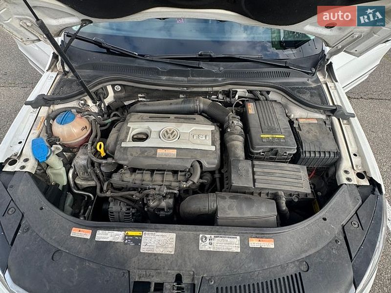 Фото Volkswagen CC / Passat CC з оголошення AUTO.RIA
