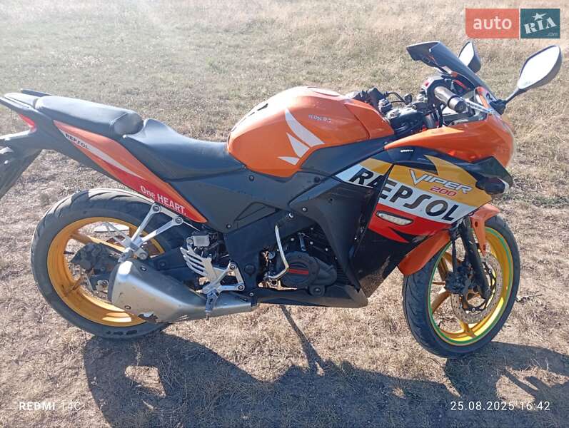 Фото Viper V 200CR з оголошення AUTO.RIA