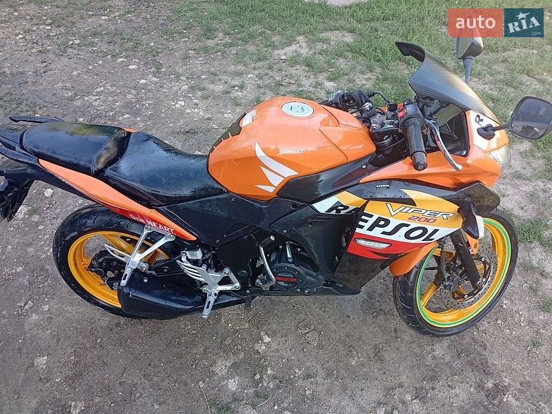 Фото Viper V 200CR з оголошення AUTO.RIA