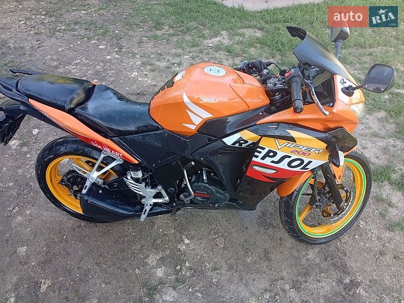 Фото Viper V 200CR з оголошення AUTO.RIA